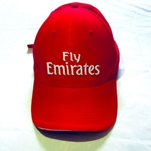 Fly emirates baseball cap new color red o/s one size new.